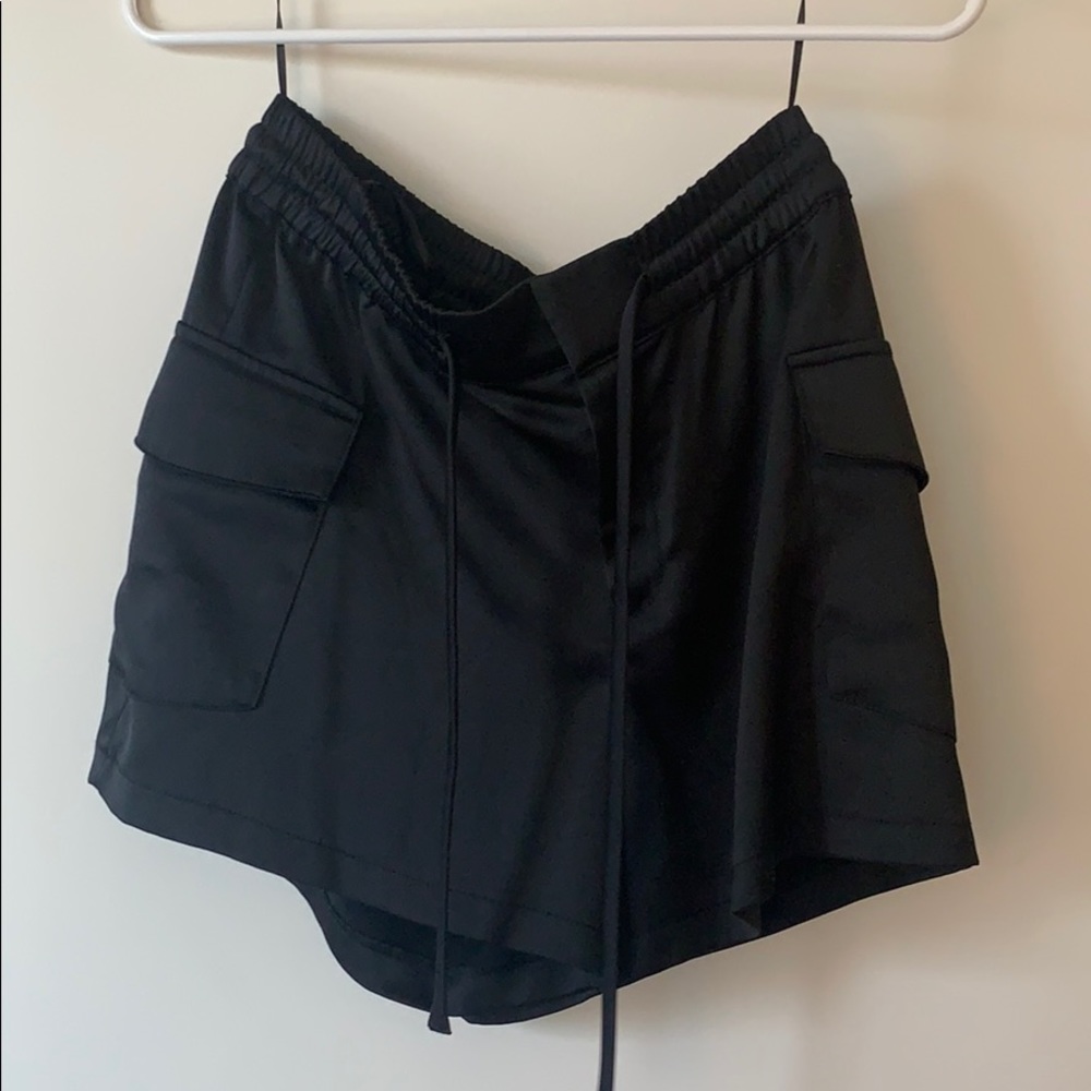 Black Zara shorts